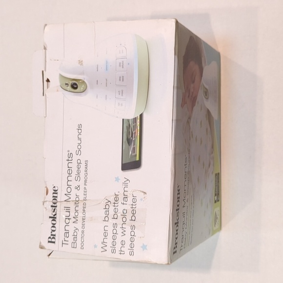 The Brookstone Tranquil Moments Baby Monitor & Sleep Sounds - Picture 4 of 13